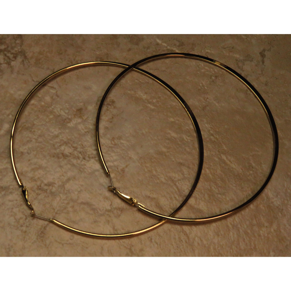 bebe large gold hoop earring NWOT bbe41nc - Picture 3 of 3
